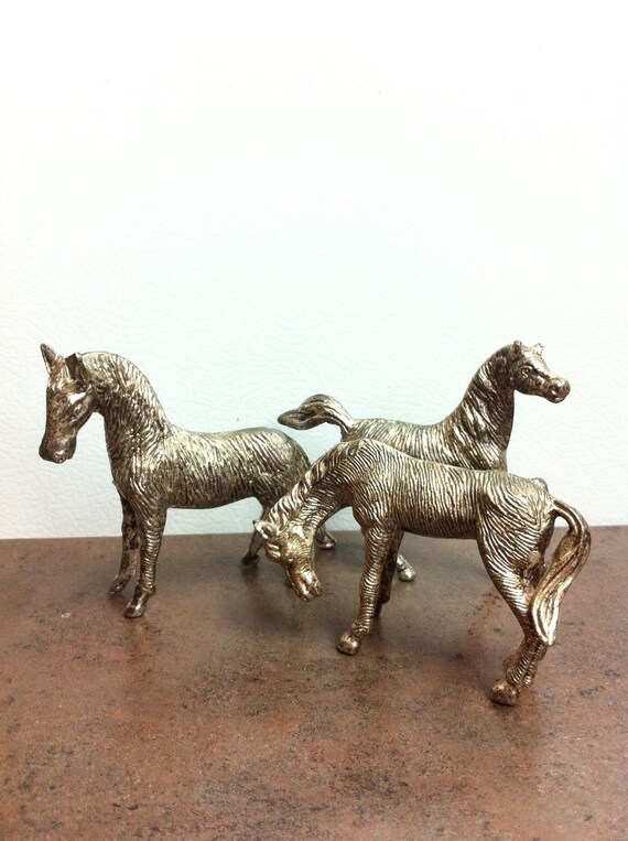 miniature horse figurines