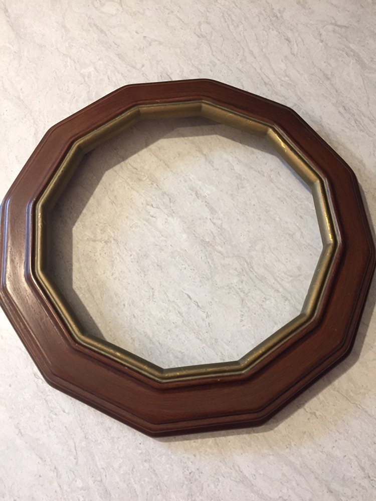 Vintage Plate Frame 12 Sided Round Wood Frame Gold Trim Etsy