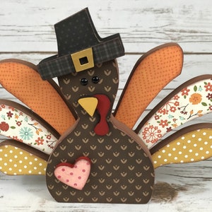 Thankful Turkey - DIY November Interchangeable "O" Wood Decor Kit