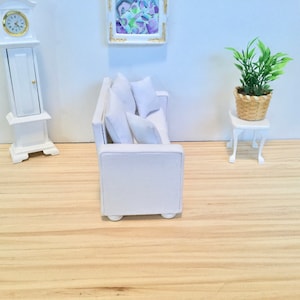 Modern White Couch with Two Pillows for 1:12 Scale Dollhouse image 6