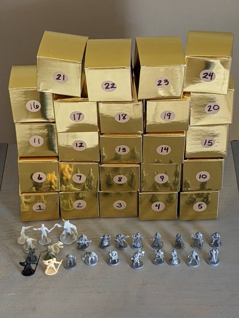 Dungeons and Dragons Miniatures Advent Calendar With 24 Etsy Canada