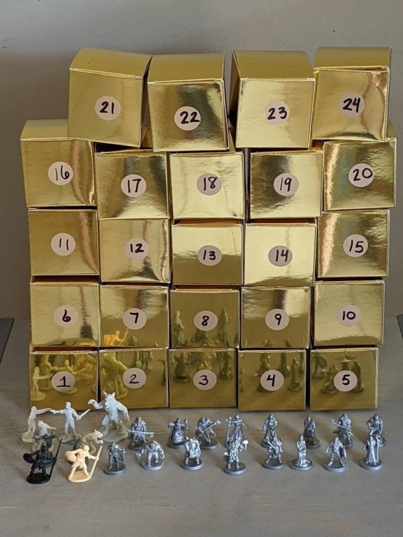 Dungeons and Dragons Miniatures Advent Calendar With 24 Etsy Canada