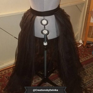 Detachable tulle skirt