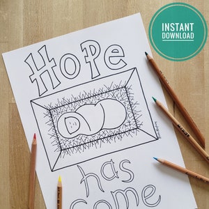Página para colorear cristiana de Navidad - La esperanza ha llegado - Hoja para colorear con versículos bíblicos, dibujada a mano y descargable - Niño Jesús - Pesebre - Tamaño A4 y Carta