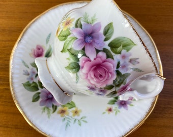 Elizabethan China Tea Cup and Saucer, Pink Roses and Purple Daisies Teacup and Saucer, Floral Footed Bone China