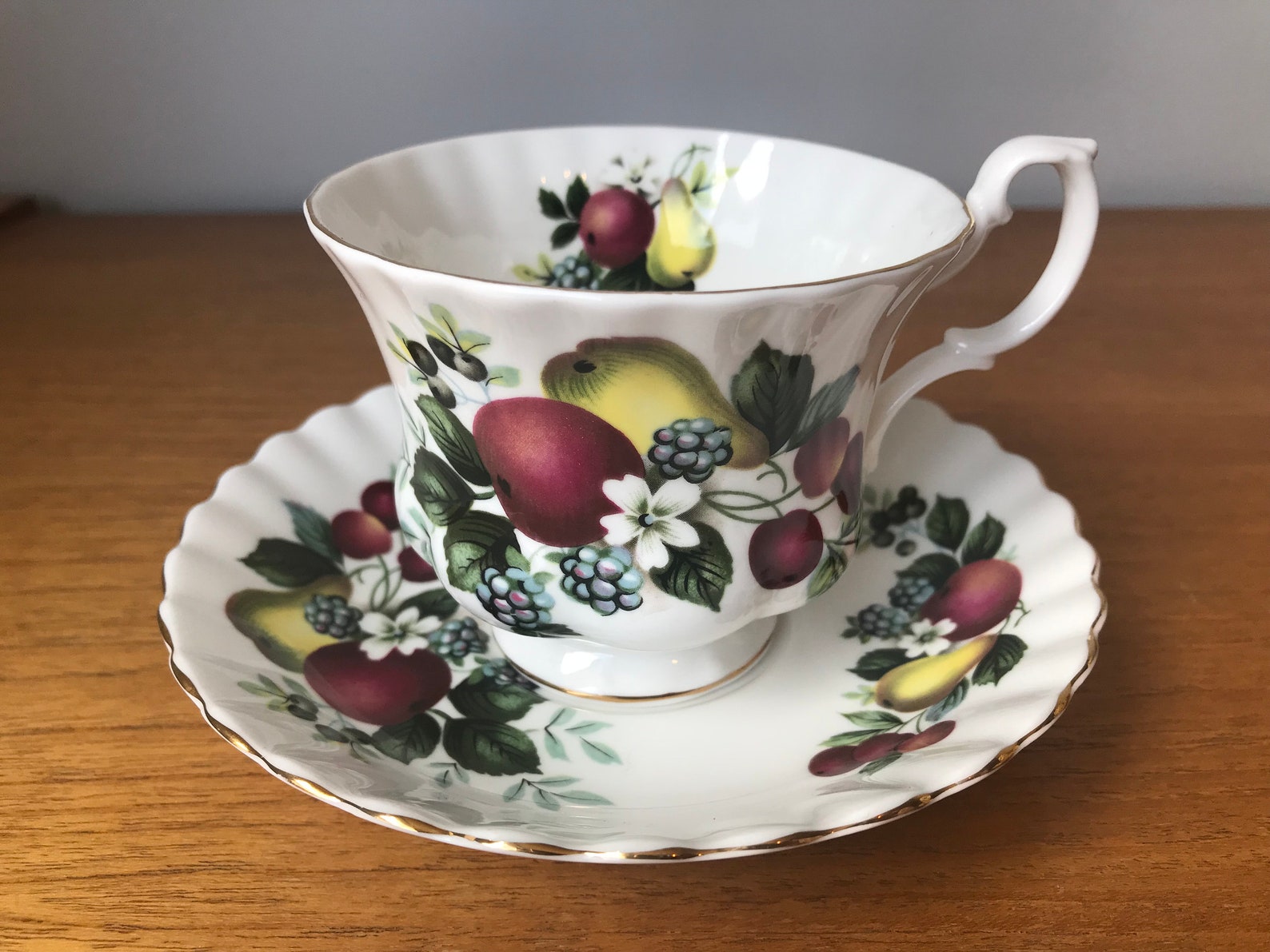 Royal Albert Tea Set Mismatched Tea Cups and Saucers Red and Etsy Canada
