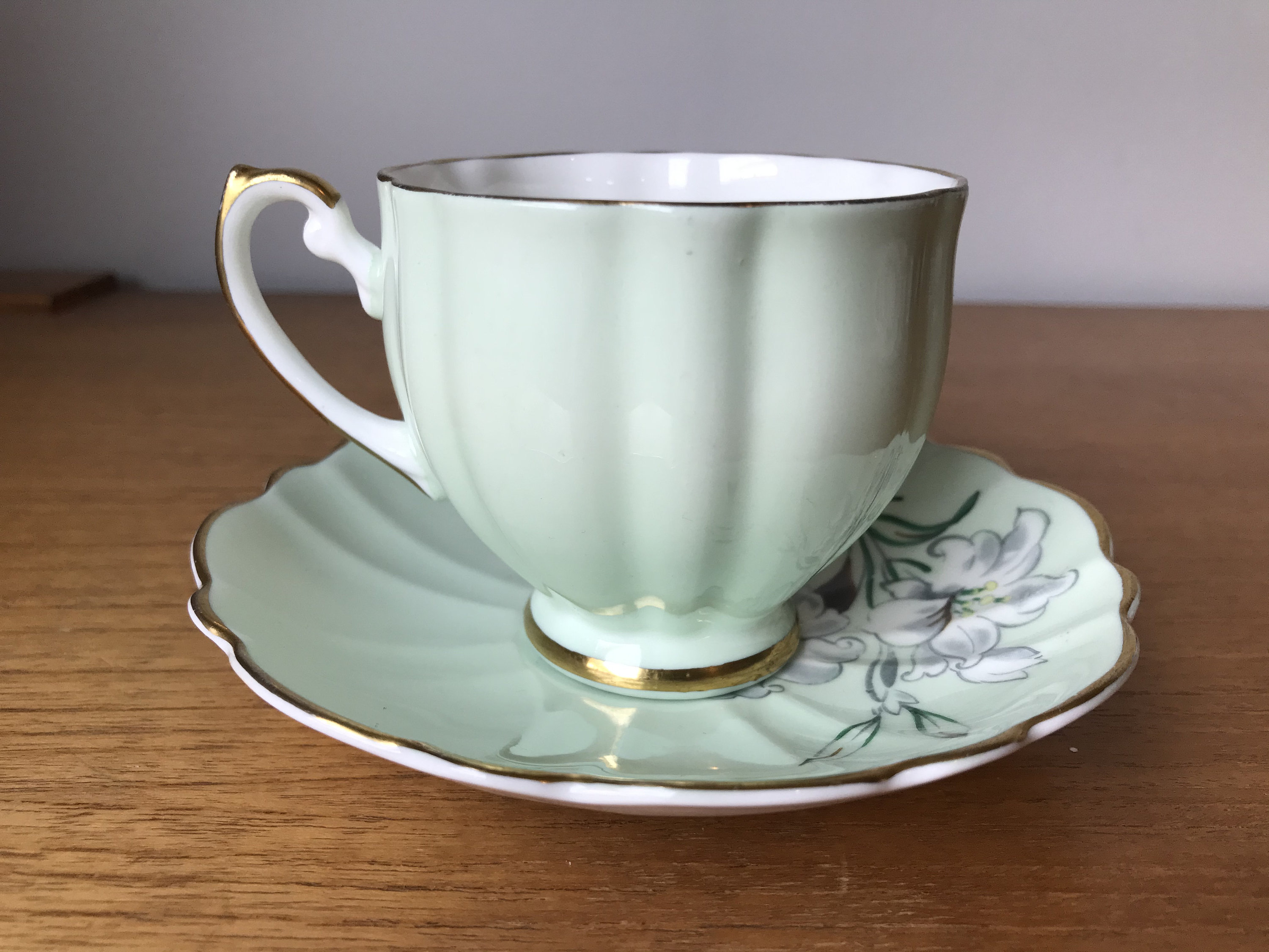 Easter Lily Tea Cup and Saucer Pastel Green Teacup and - Etsy Canada
