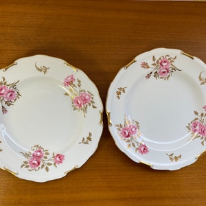 Royal Crown Derby Pinxton Roses China Plates, Pink Roses and Gold Leaf Salad Plates image 3