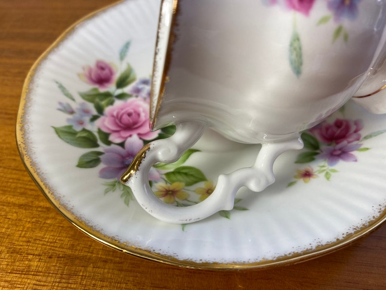 Elizabethan China Tea Cup and Saucer, Pink Roses and Purple Daisies Teacup and Saucer, Floral Footed Bone China image 9