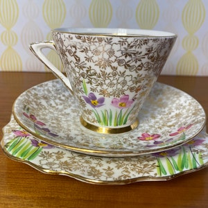 Gold Floral Chintz Phoenix China Tea Cup Trio sold as is image 2