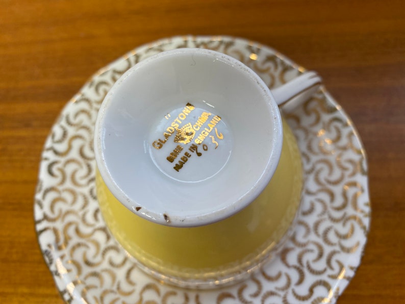 Pastel Tea Cups and Saucers with Gold Overlay, Mismatched Lot of Teacups and Saucers image 6