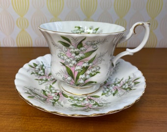 Royal Albert Spring Time Series Tea Cup and Saucer, Lily of the Valley Teacup and Saucer *flaw