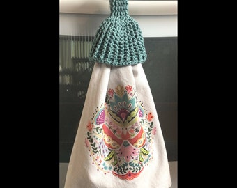 The Modern Towel Topper