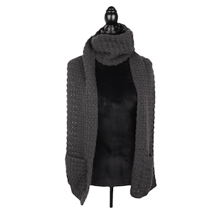 The Modern Wrap Scarf with Pockets - pattern only