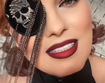 Metal Skull & Chains Eye Patch/eye cover /ocular aid / vision accessory / eye surgery / pirate/eye injury/eye fashion/eye patch/vision aid