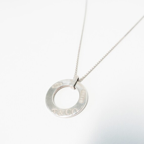 1837 Circle Ring Necklace Rubedo Round 