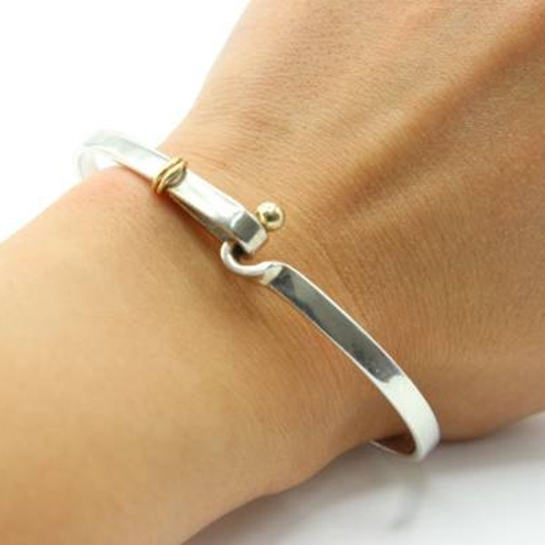 Rare 1997 TIFFANY 18k Gold and Silver Hook and Eye Bangle Bracelet