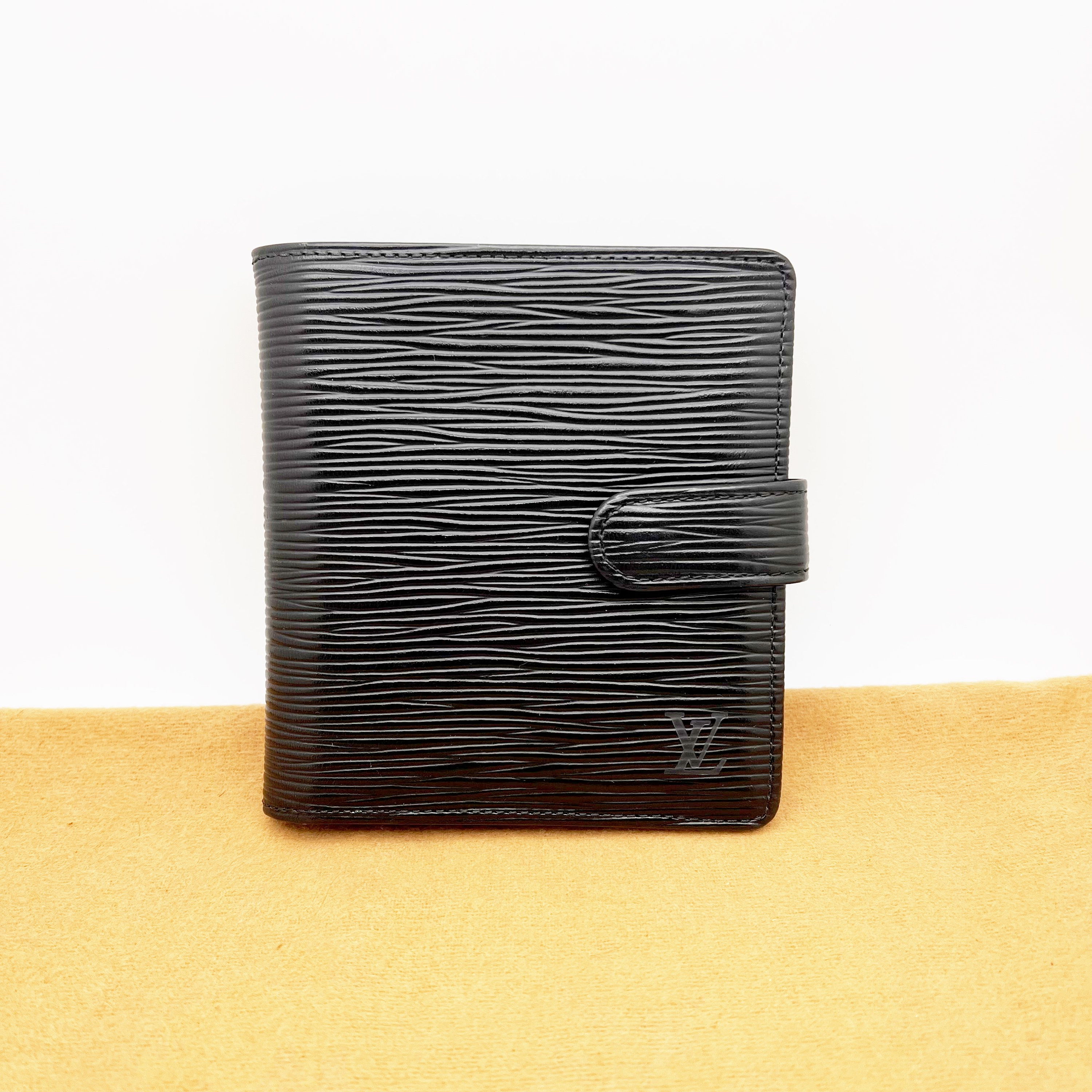 Louis Vuitton Wallet, Louis Vuitton Steve Dark Brown Monogram Glace -  Owned Lv Wallets For Women