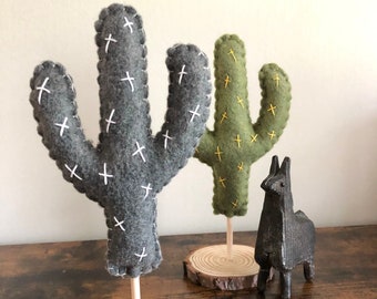 Saguaro Cactus Tabletop Centerpiece, Simple Sagauro Cactus Decor, Cactus Nursery Decor, Desert Fiesta Southwest Party Theme