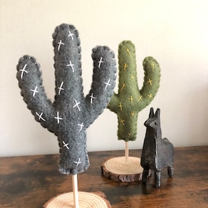 Saguaro Cactus Tabletop Centerpiece, Simple Sagauro Cactus Decor, Cactus Nursery Decor, Desert Fiesta Southwest Party Theme