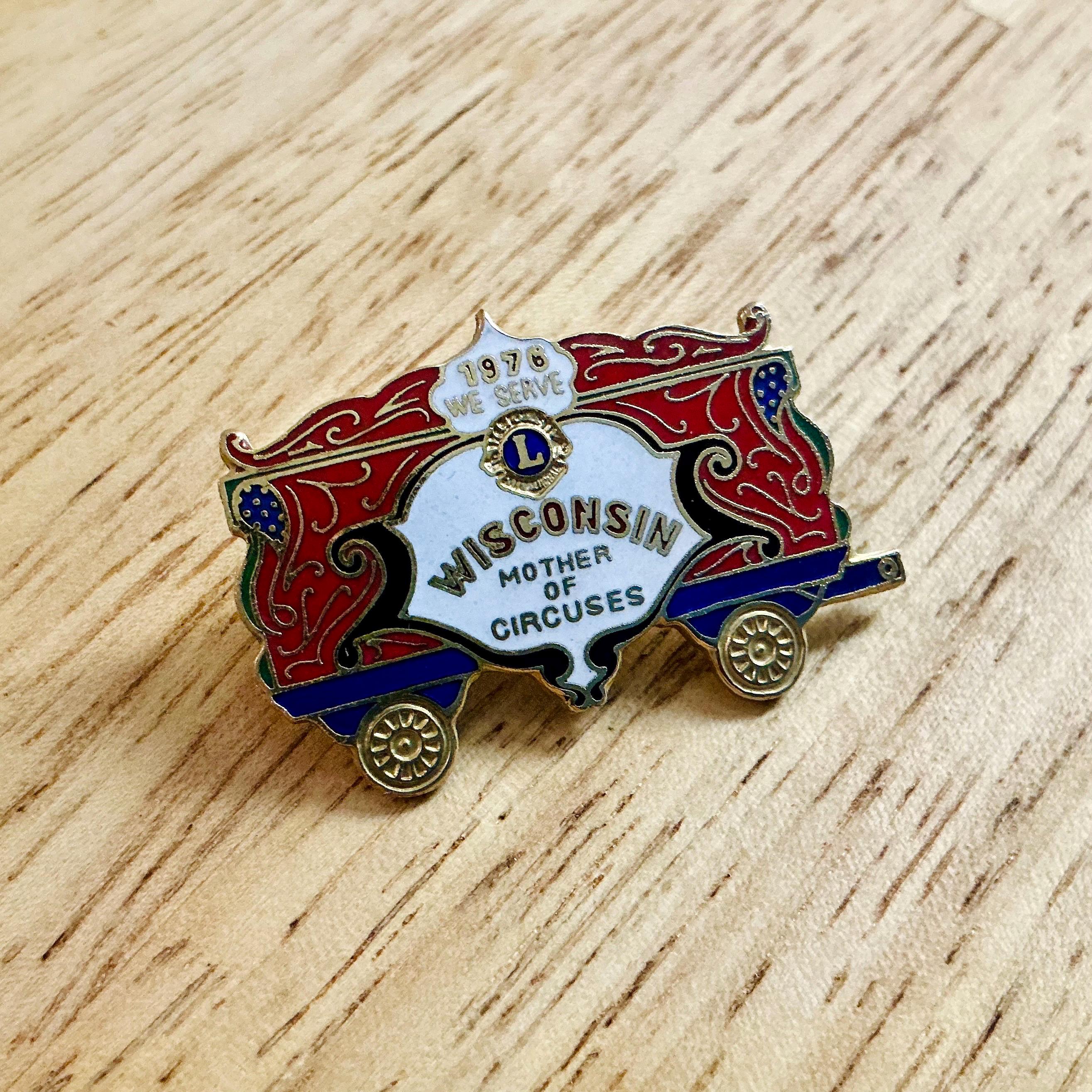 1976 Lapel Pin - Etsy