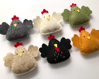 Country Chicken Magnet, Felted Hen Rooster Magnet Decor, Custom Chicken Rooster Magnet, Spring Summer Themed Hen Bird Decor, Country Vintage