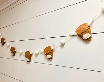 Highland Cow and Wool Garland, Cattle Farm Country Theme Banner, Baby Shower Kids Room Decor, Highland Cow Decor, Southern Cow Farm Theme