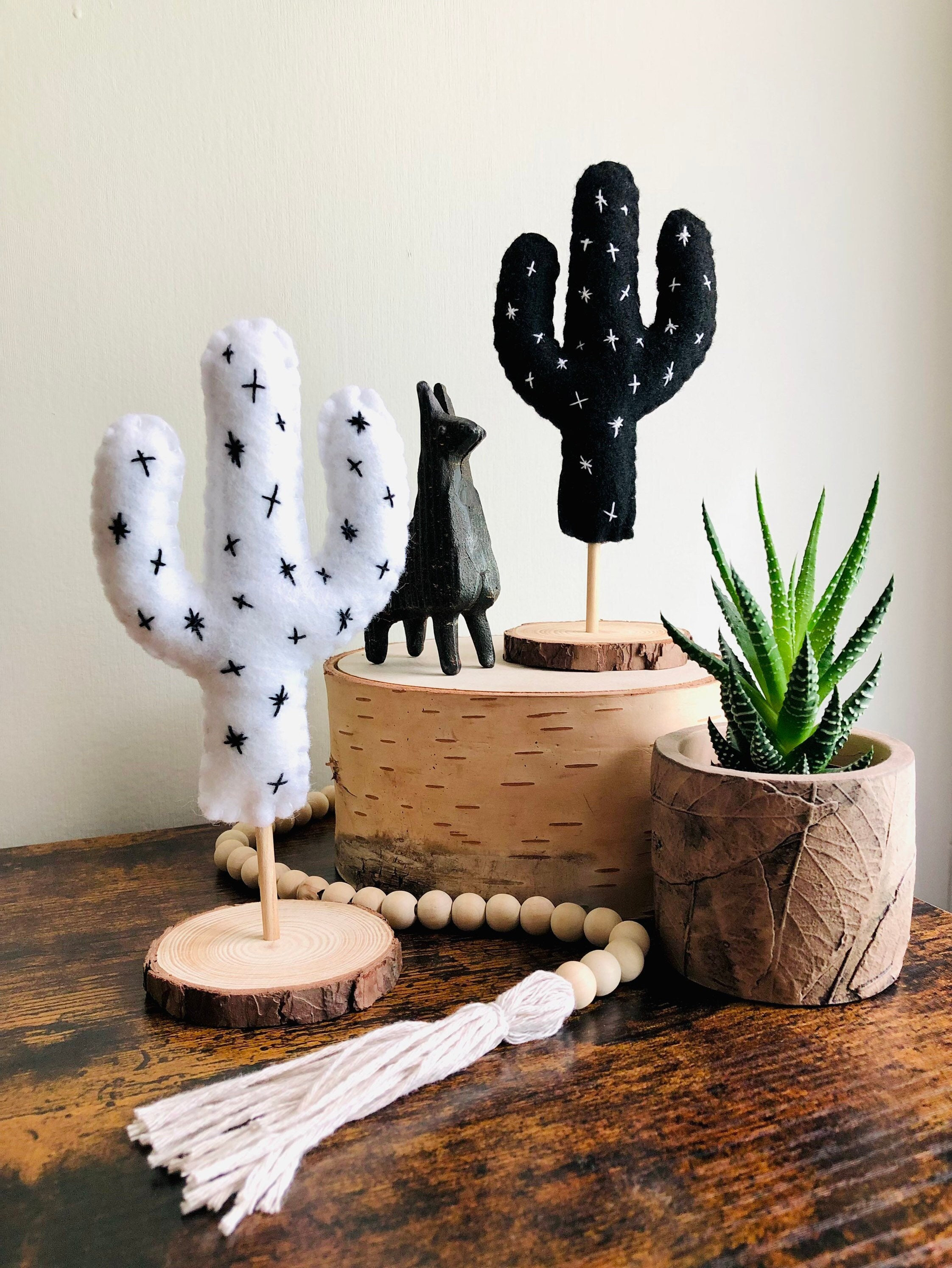 2PC Black and White Saguaro Cactus Centerpiece Simple Saguaro Cactus Stand Fiesta Southwest Shower Party Decor Cactus Plant
