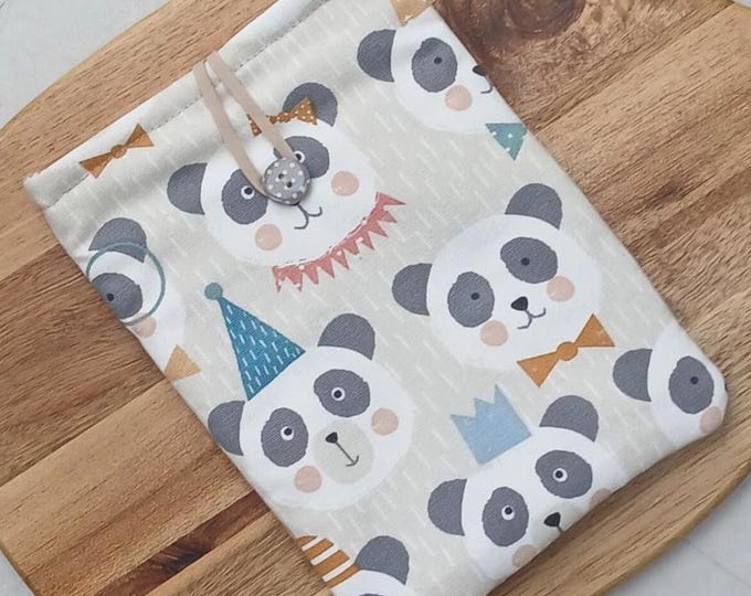 Panda Kindle sleeve padded with button closure case, cover, pocket for e-reader Pandas