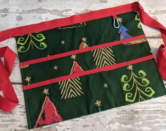 Teaching Apron, Christmas Tree Green 6 or 9 pockets fits 10" tablet, Vendor apron, Teacher Utility Belt, Craft apron, Teacher apron