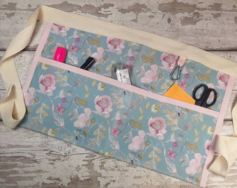 Floral Gardening Waist Apron, Waterproof Fabric with 3 Pockets