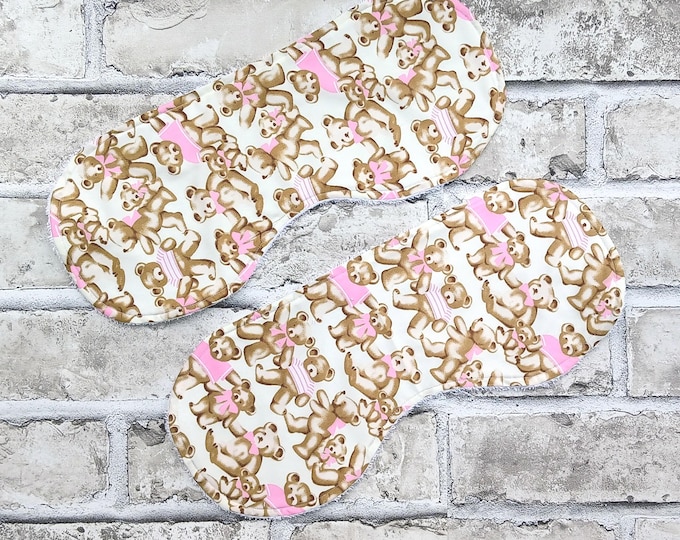 2 burp cloths with Pink Teddy bears, New Baby gift, Eco friendly, Organic, Cotton, New Parent Gift, Baby shower gift, New mum gift