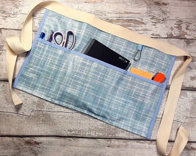 Half waist apron,Teacher Apron, PVC LIGHT BLUE Oil Cloth, Vendor Apron, Garden Apron, Half Waist with 3 pocket Oilcloth apron, Outdoor apron