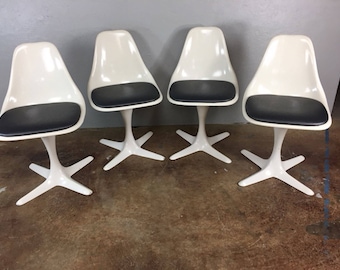 Saarinen Style Tulip Chairs with Propeller Base by Burke