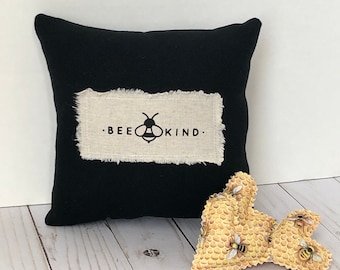 Beware Crazy Bee Lady Linen Pillowcase-Funny animals cute Hummel