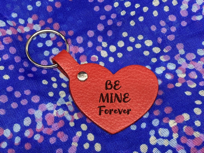 Custom Engraved Genuine Leather Heart Keyring