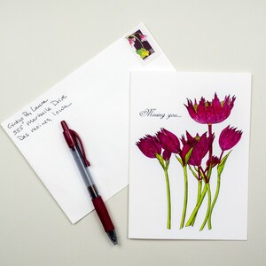 Tarjeta de felicitación "Te extraño", tarjeta con flor de amapola magenta, tarjetas de cuarentena, tarjetas de distanciamiento social
