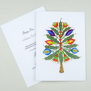 Carte de sapin de Noël, baies de houx, carte d'art colorée