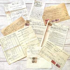 Paquete de documentos franceses antiguos: notario, informe escolar, certificado de matrimonio, sellos fiscales y carta manuscrita para revista de descarte, exhibición o utilería.