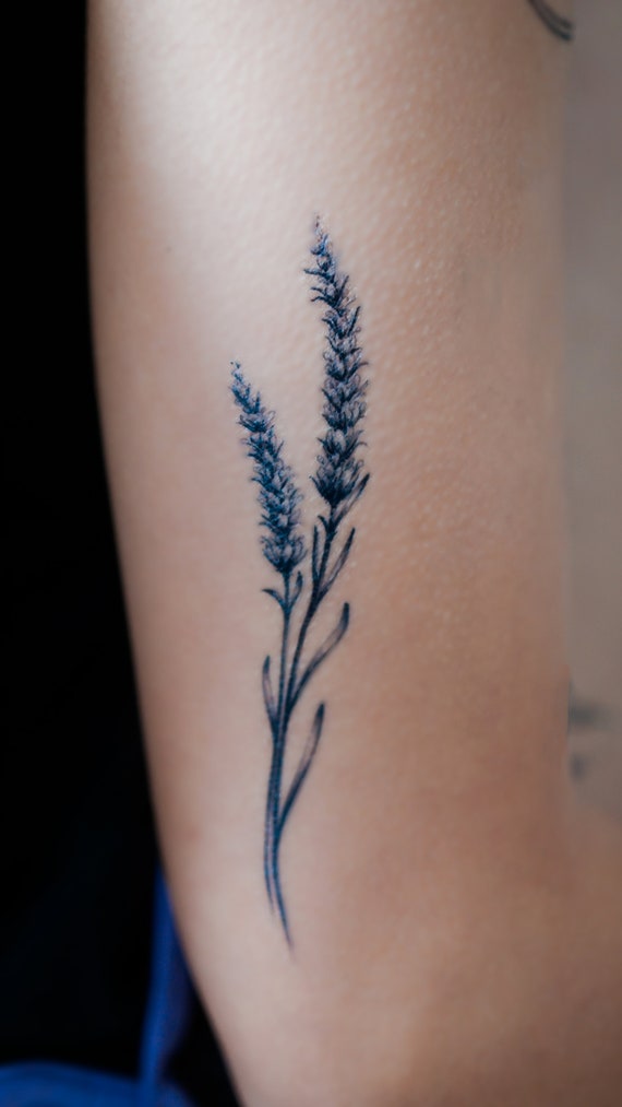 Tatuaje de flores minimalista Tatuaje floral Tatouage - Etsy México Tatuaje de flores minimalista Tatuaje floral Tatouage - Etsy México