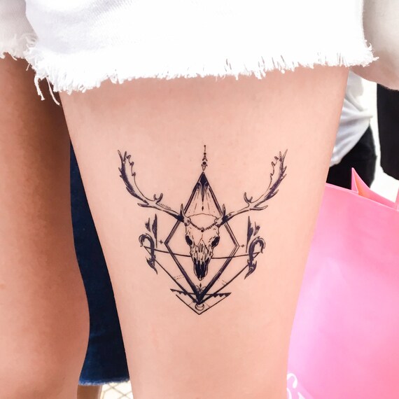 Tatouage Cerf Chevreuil Skull Art Tatouages Temporaires Animaux Longue Durée Tatouage Cerf Art Tarot Tatouages Tatouage Alchimiste Alchimie Art