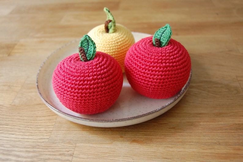 Crochet Apple1pcsPlay Pretend Food Crochet Fruits Kitchen Decor Montessori Toys Kids Toy Play Kitchen Food Toys For Toddlers image 6