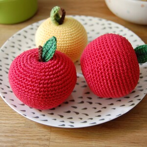 Crochet Apple1pcsPlay Pretend Food Crochet Fruits Kitchen Decor Montessori Toys Kids Toy Play Kitchen Food Toys For Toddlers image 4
