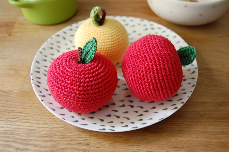 Crochet Apple1pcsPlay Pretend Food Crochet Fruits Kitchen Decor Montessori Toys Kids Toy Play Kitchen Food Toys For Toddlers image 4