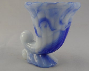 Akro Agate Cornucopia Vase Pattern No. 765