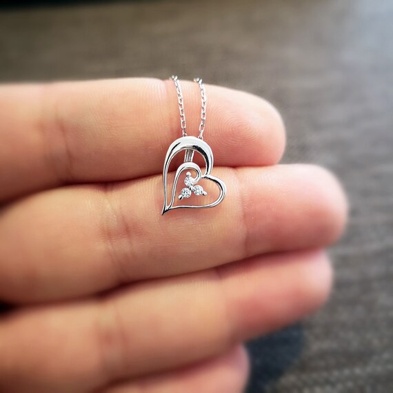 Three Stone Heart Necklace / 925 K Silver Heart Pendant