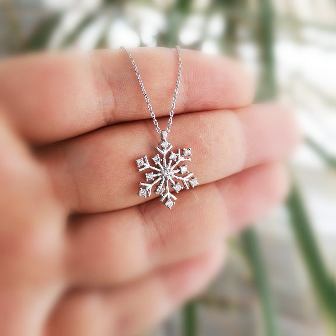 Silver Snowflake Necklace / 925 K Silver Christmas Gift