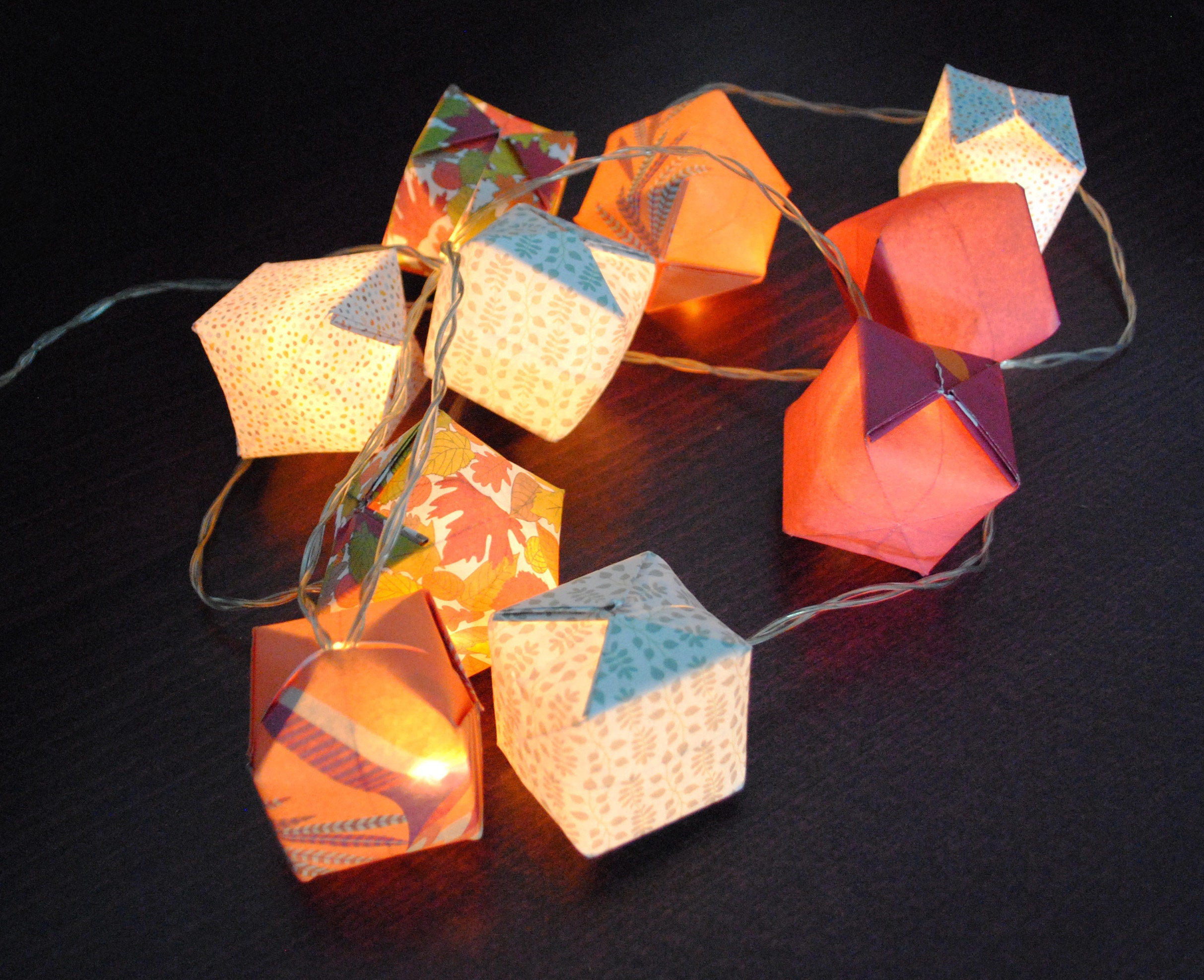 Guirlande Lumineuse Origami Automne et Feuilles