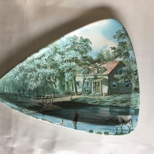 Waverly products vintage rare triangular melamine tray