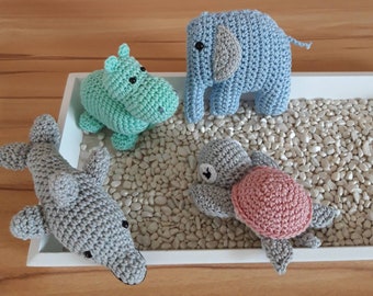 Amigurumi, Baby Geschenk, Tierelemente, Anhänger, Häkeltier, Geschenkidee, Basteln, Schnullerkette,Nilpferd, Elefant,Schildkröte,Delfin